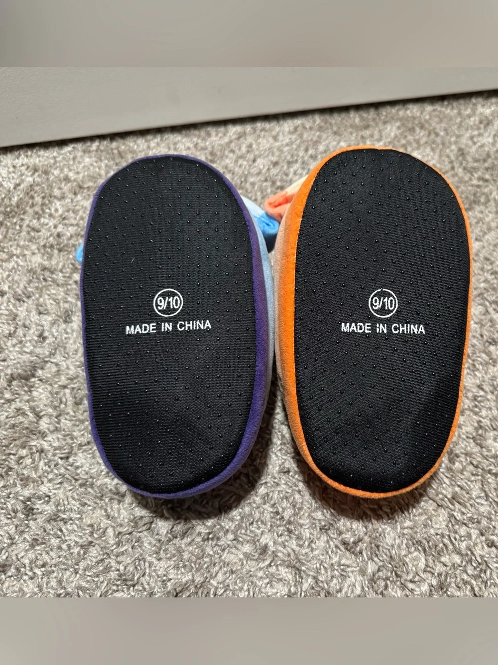 Bluey & Bingo kids slippers, size 9/10